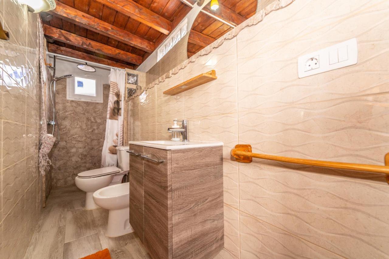 Bed and Breakfast Casa Giuliana Charco del Pino Exterior foto